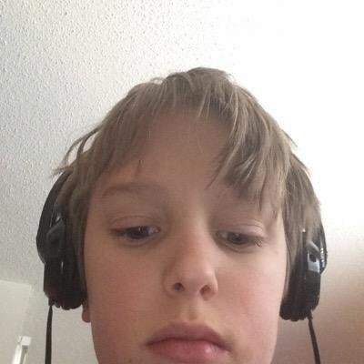 noahtHEnader200 Profile Picture