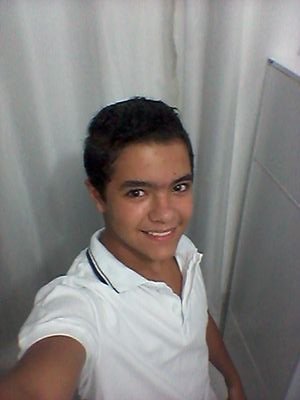 KleberReiis1's profile picture. Adoro beijo na boca!!