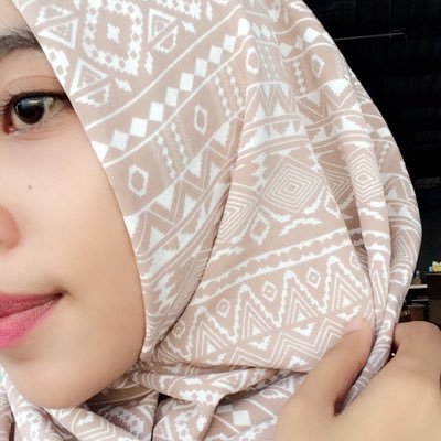 NyonyaSyahreza's profile picture. arez