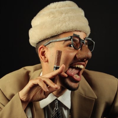 Young Gangsta Mack • under the tutelage of the Godfather himself, Shock G /// *to any & all haters: STEP OFF IM DOING THE HUMP!!   #DIGITALUNDERGROUND