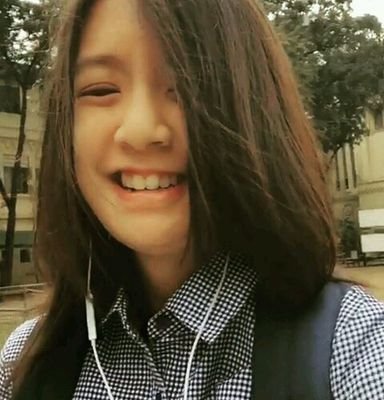ALEXANDRA DENEECE O. LOPEZ
Twitter: @dnclxmusikero IG: @alexdnclz YT: Sticks And Strings
Abuyog, Leyte Chapter | musika o musika •April72016•