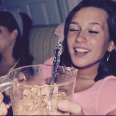 rachgray4's profile picture. 