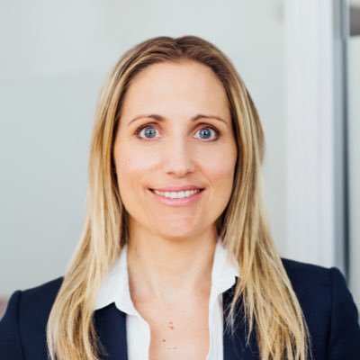 Working mom, @factory42, #cross channel #predictive #customerjourney, curious, optimistic, with a strong believe in life long learning.