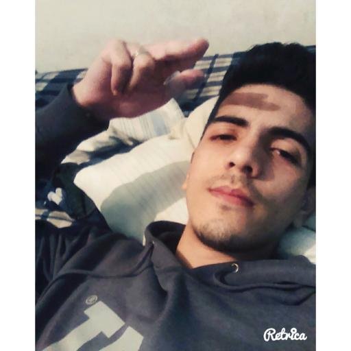 Soy un pensador de fantasías, sueños y emociones suelo ser directo cuando se trata de expresar lo que siento. Barquisimeto - Lara