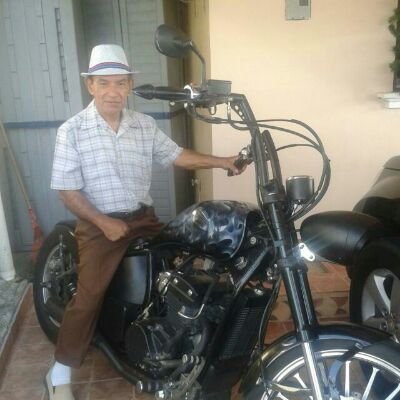 modeca044444444's profile picture. ser feliz