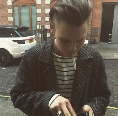 Zacrpgscx's profile picture. jeune et con