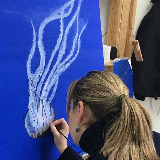 ElisendaVilaArt's profile picture. International artist, part time teacher and amateur actress. Former Archaeologist and Museologist. Barcelona based. Former Londoner.