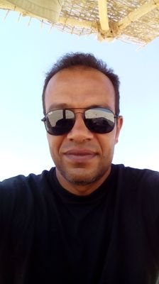 PADI Master scuba trainer.
SSI Dive master instructor.
Business developer.