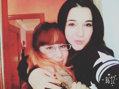 Sonrisas que esconden heridas.19 años. Celosa & bipolar