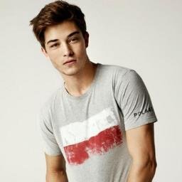 EtienneStClair1's profile picture. A deep love for an Atlanta gal