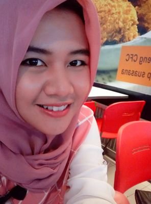 Diekaforever's profile picture. Jika dia mencintaimu, dia akan menghormatimu. Di mana tidak ada hormat, tidak mungkin ada cinta. :)