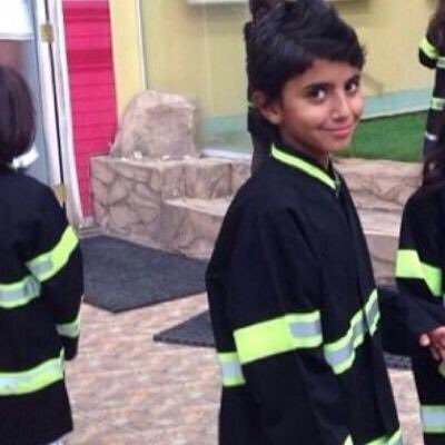 خريجة 2018🎓💘 بكالوريوس رياض اطفال . اللهم اجعل تعليم الصغار شفيعا لي عندما اُسأل :عن شبابي فيما أفنيته !.رضا ربي.. ورضا امي وابوي يخليهم لي♥...من بيتنا💘