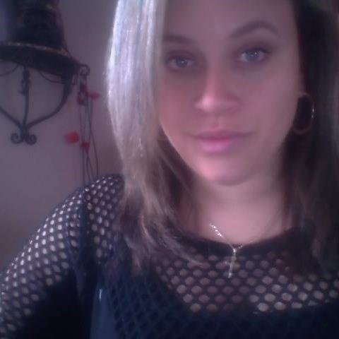 Book lover, meditator, star gazing girl with heterochromia iridis…that's me!
