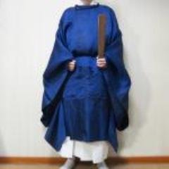 フェチ垢です、ご注意ください。興味のある人をフォローします。和装、特に装束が好きです。男色は抵抗有りませんが、性別問わず露出が激しいのは苦手です。その他:着物、袴、和女装、鎧、サイボーグ、メカバレ、メカリョナ、ケモロボ、獣
