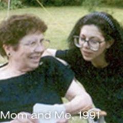 kramertcat's profile picture. Web Designer by day. 
Italian cook by night.
And on the weekends.