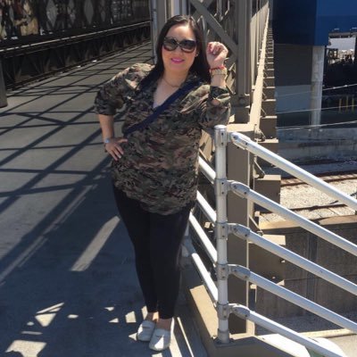 Miss_Carocha's profile picture. Ya deje atras los 20|Amo los pandas y tambien los colecciono|Mi corazón al sur|Nunca me pidan dinero ni cigarros...