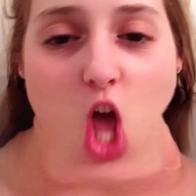 dumbasshayley's profile picture. Dumb shit said by the real Hayley Osmaston.