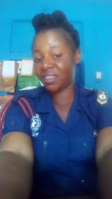 Elizabethansah6's profile picture. 