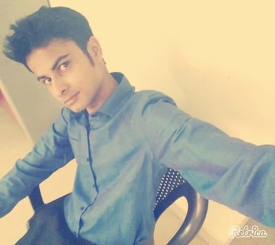 Student, of mechanical engineering....I loved money ,but then thought it cannot buy souls.So i started hating it nd nw i am at more peace