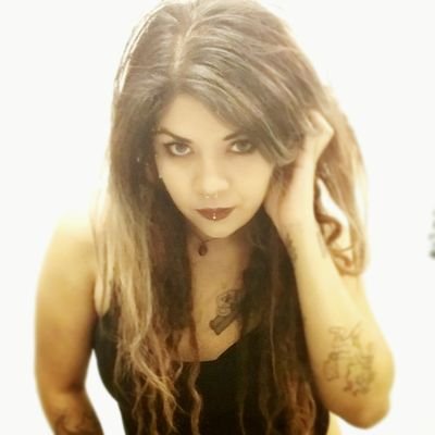 FreekyFreshness's profile picture. Verified Account - the halloween grunge queen. Mrs. Staley. Warning manic episodes and strong offensive language. #GrungeNeverDied #Leo #20minofgrunge on perisc