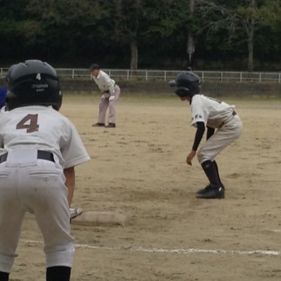 愛知県犬山市で活動している、軟式少年野球チーム『ホワイトフィリーズ』です。 小学校1年生〜6年生が毎週土日、一生懸命練習をしています。少しずつ成長する子供たちを見守りながら、応援していきます。