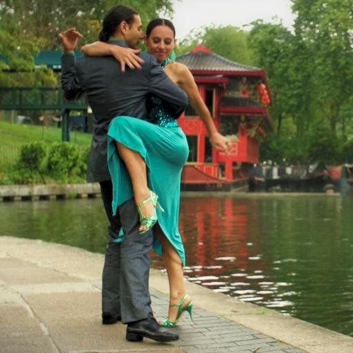 rojoynegroclub's profile picture. 