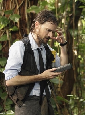 Daniel_Faraday's profile picture. If I am unstuck in time, please contact Desmond Hume c/o THE SEARCHER