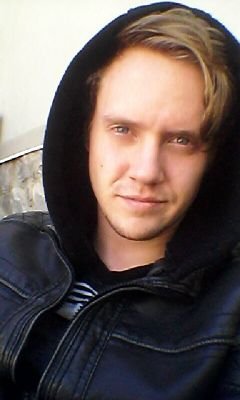 matchew_moar's profile picture. I'm 21, sandwich artist, single parent. work, anime, nature, bud sometimes and work.