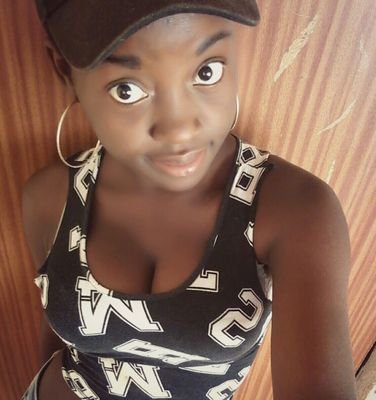 smart,outgoing, extrovert, beautiful, young lady