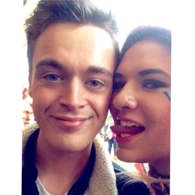 zarahemmalee's profile picture. Self styled fashionista and occasional bus conductor