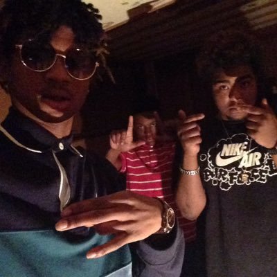 MIT❄️RIP SLICC RIP DENZEL follow me on IG KING_TRENDELL follow me back fuckers