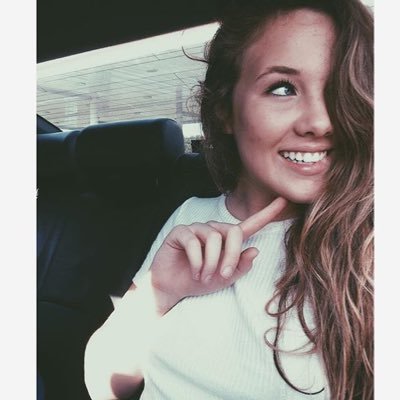 maddieflaschner's profile picture. sittin ea$y