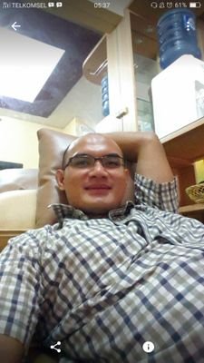 BudiHar37573738's profile picture. 