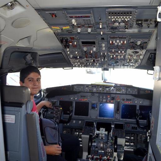 Fotógrafo - (SDE spotters) ✈ Born to be flying ✈ Futuro Piloto ✈ #Spotter #ILoveAviation #ForEver #FuturePilot