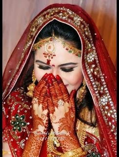 NishchupNirghum's profile picture. একটা সদ্য ফোটা ফুল,হৃদয়ের ঝরে অঝর শ্রাবণ,হাজার লোকের ভিড়েও একদম একা।
অন্ধকার বন্ধী ঘর আমার সঙ্গী।