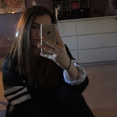 Instagram - sophiehaltonx