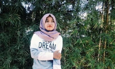 Assaniyatun Nisa Ibad
Allah S.W.T 
Ig: Assa_nytnnsibd
fb: Assa Aceae