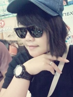 lastriya97's profile picture. hanya sosok orangtuaku yg membuatku bhagia dan hanya mereka lh yg bsa membuatku semangat