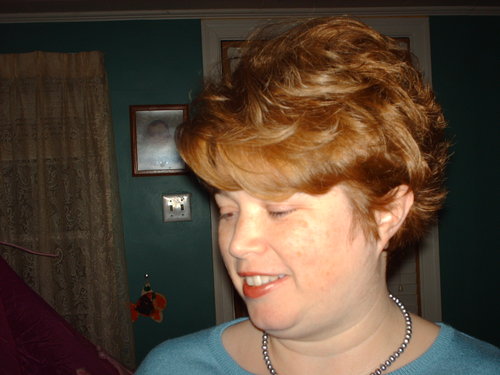 divorced w/2 daughters.1 is grown & gone youngest is 7yrs old. insurance agent, live with my boyfriend, Limestone Alum