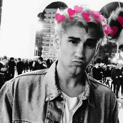 Esta es una cuenta dedicada a los mejores momentos de Dani Fernández D. (@DaniAuryn)