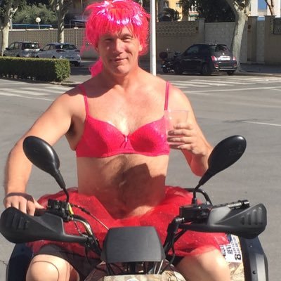 Darrenf39285168's profile picture. Happy go lucky being me lol