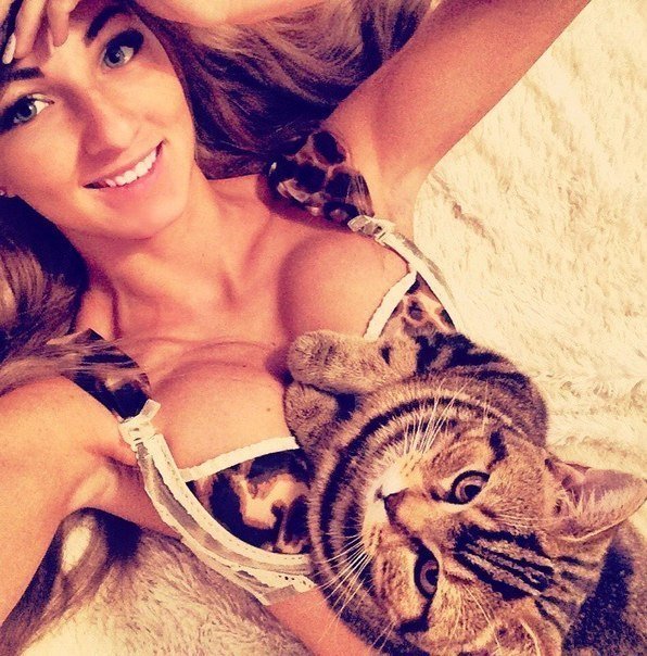 Alex082768's profile picture. Hеy guys! ❤ Frее and anonymous.  Your wife will never know I'm a nymphomaniac. One night. Find my pictures and contact phone number at ⬇ https://t.co/KzUw462gVt