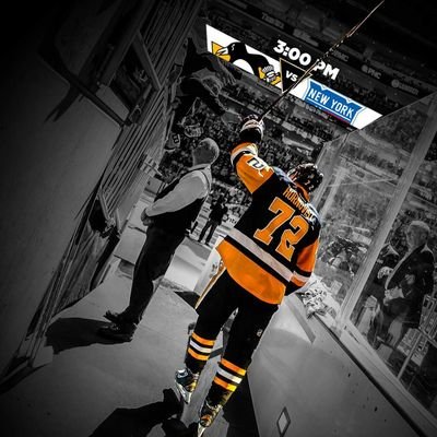 Pittsburgh Penguins baby!! https://t.co/38OcPuQ1cG…