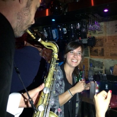 sheilaescanez's profile picture. 