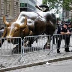 Finansintresset ger väldigt fin samhällsinriktad allmänbildning. Swing-trader och tillika stockpicker som försöker hålla blicken någorlunda långsiktig