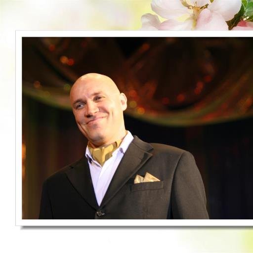 Korol62's profile picture. Певец.