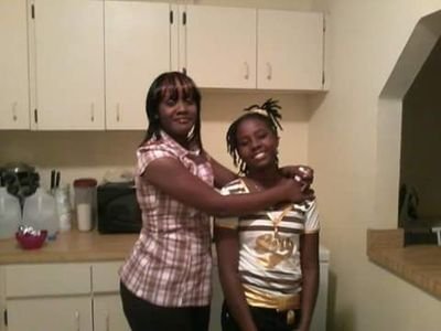 tjslyfox's profile picture. 