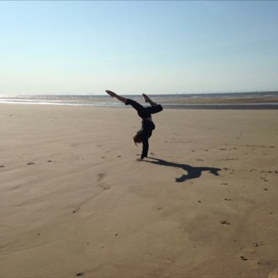 Weesarahtwit's profile picture. Born in the U.K. Living in the US....@jeffhilmer is my once in a lifetime