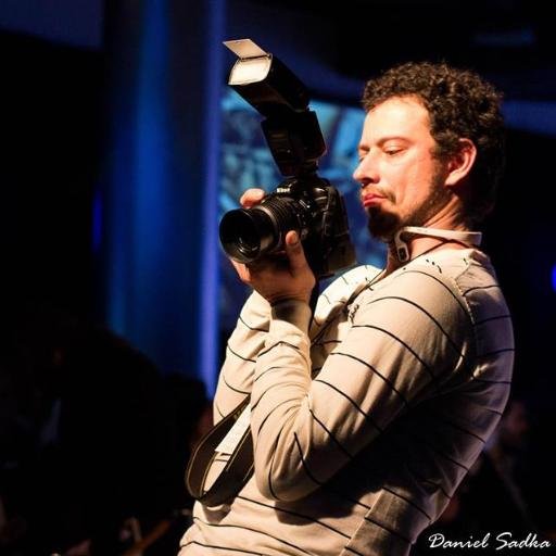 SergioDG_'s profile picture. Fashion Photographer. Conjugar todas las reglas fotográficas, e ir en contra de cada una de ellas en una misma foto, allí es donde comienza el arte... (Yo)