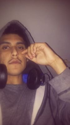 Hi, guys i enjoy playing video games. like to do all kinds of awesome stuff. my fav  will to be anything wit zombies, adventure, action and much more